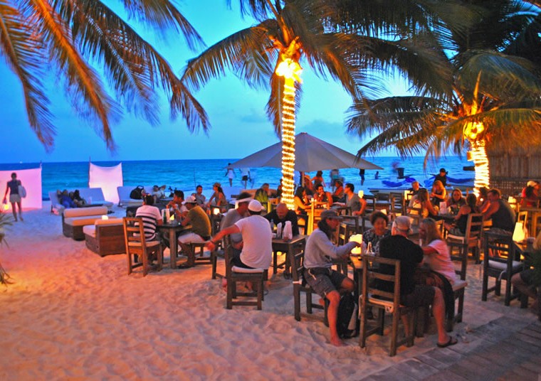 Playa del Carmen Bars