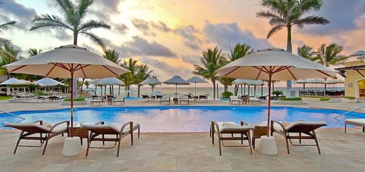 Royal Hideaway Playacar